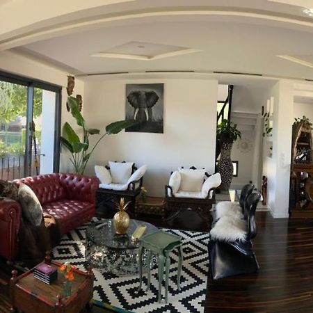 Double Tree House Villa Chatou Ngoại thất bức ảnh